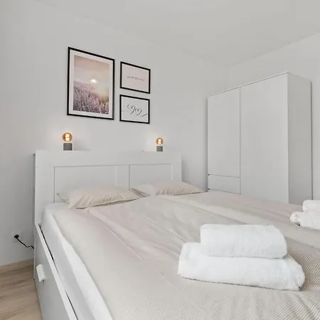 Air Fruit - With Parking