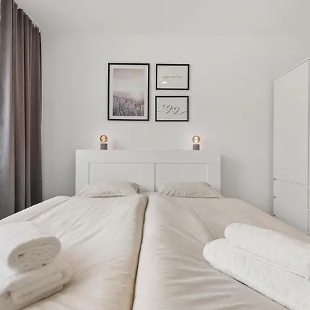 Air Fruit - With Parking *