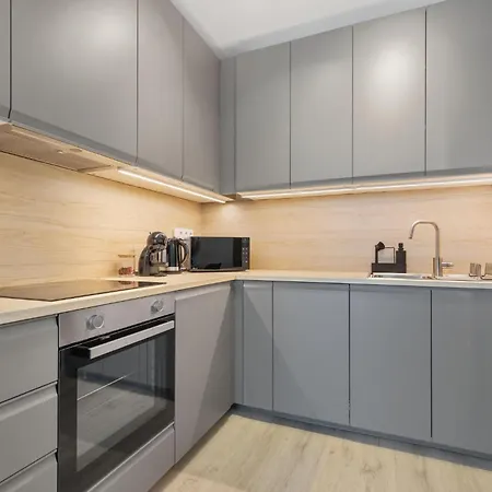 Air Fruit - With Parking *