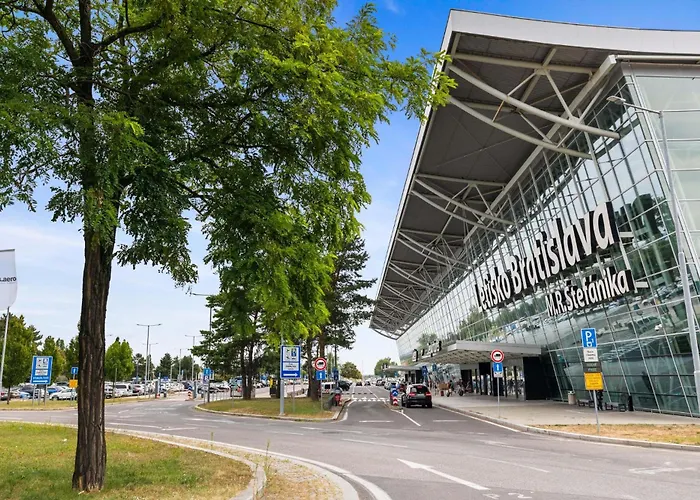 Air Fruit - With Parking Bratislava